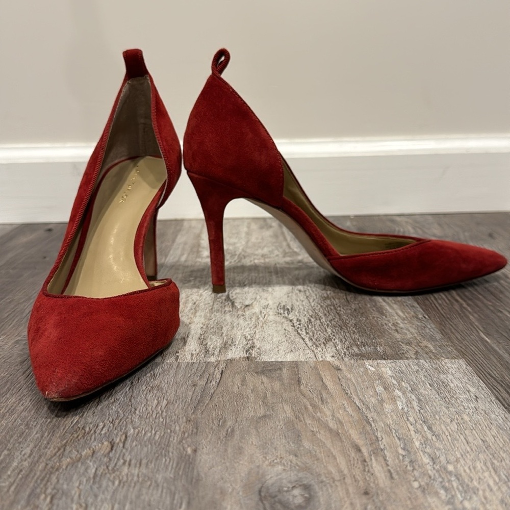 Ann Taylor Suede Pumps